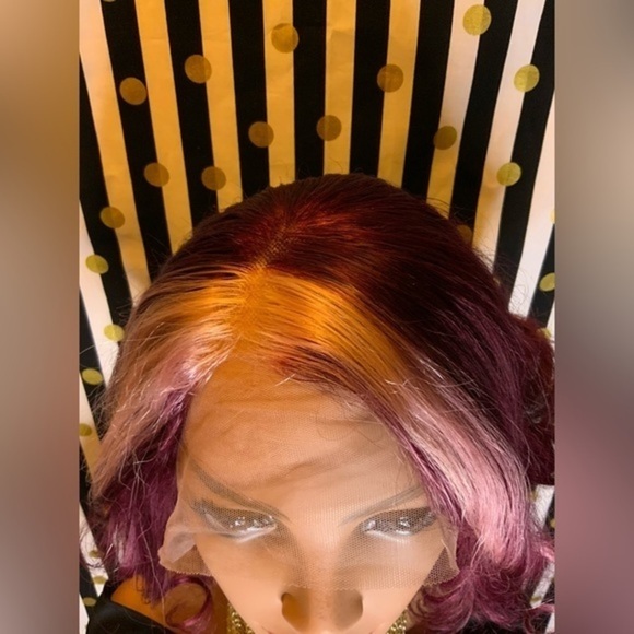 13x4x1 t-part Lace Front burgundy w/ highlight wig 8” - Picture 12 of 12